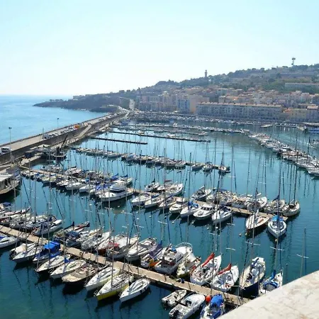 Apartment Avec Acces Direct Piscine Et Mer, Parking Prive, Terrasse - Fr-1-472a-154