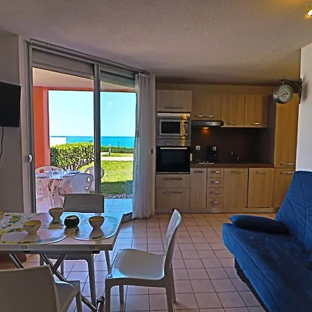 Avec Acces Direct Piscine Et Mer, Parking Prive, Terrasse - Fr-1-472a-154