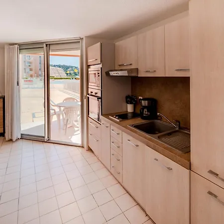 Apartment Avec Acces Direct Piscine Et Mer, Parking Prive, Terrasse - Fr-1-472a-154 Sete