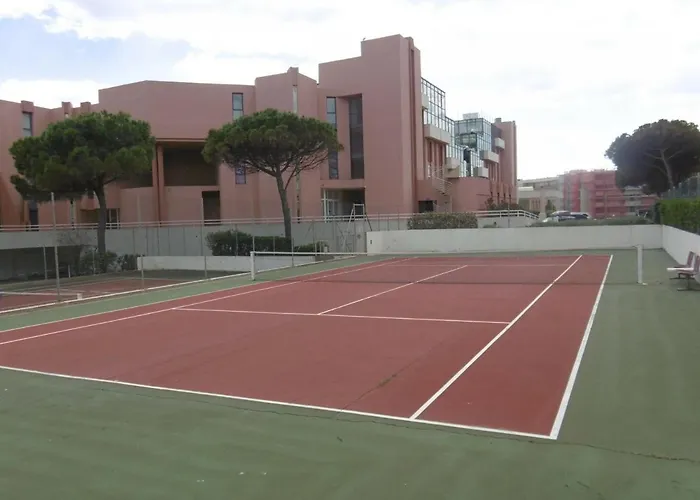 Appartamento En Rez-de-jardin Avec Accès Direct Piscine Et Parking à - Fr-1-472a-154 Sète